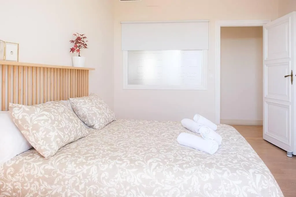 Vista Puerta Jerez Apartment Sevilla Spanien
